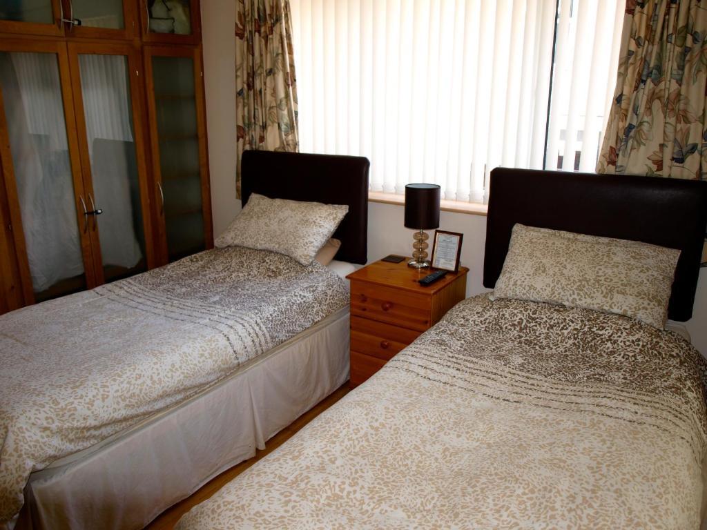Coed Y Bryn Cardigan Quarto foto